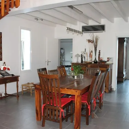 La Rochelle Charmante Maison Avec Piscine Nieul-sur-Mer