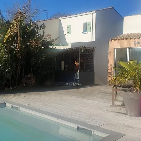 La Rochelle Charmante Maison Avec Piscine